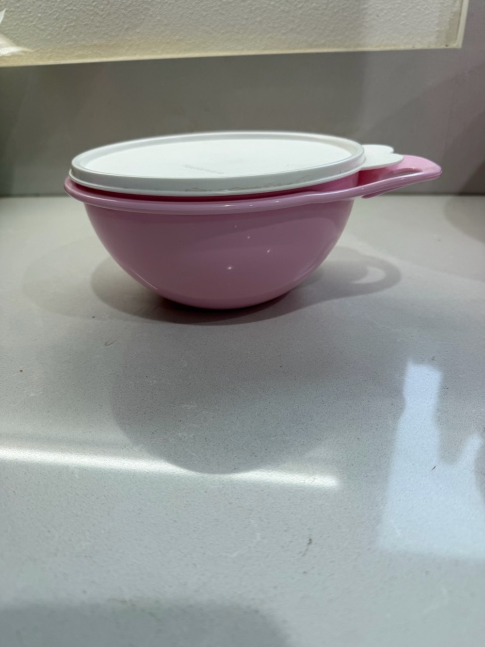 Tupperware Pastel Pink 6-Cup Mixing Bowl